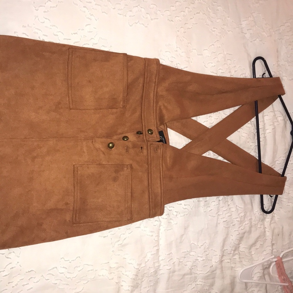 Brown velvet-like overalls
